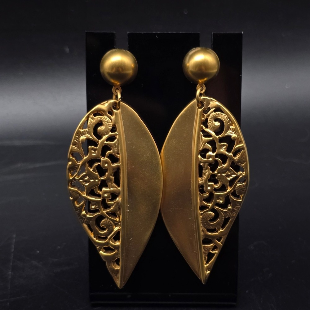 Avon Gold Tone Split Leaf Earrings Dangle Drop Pierced Fall Autumn
